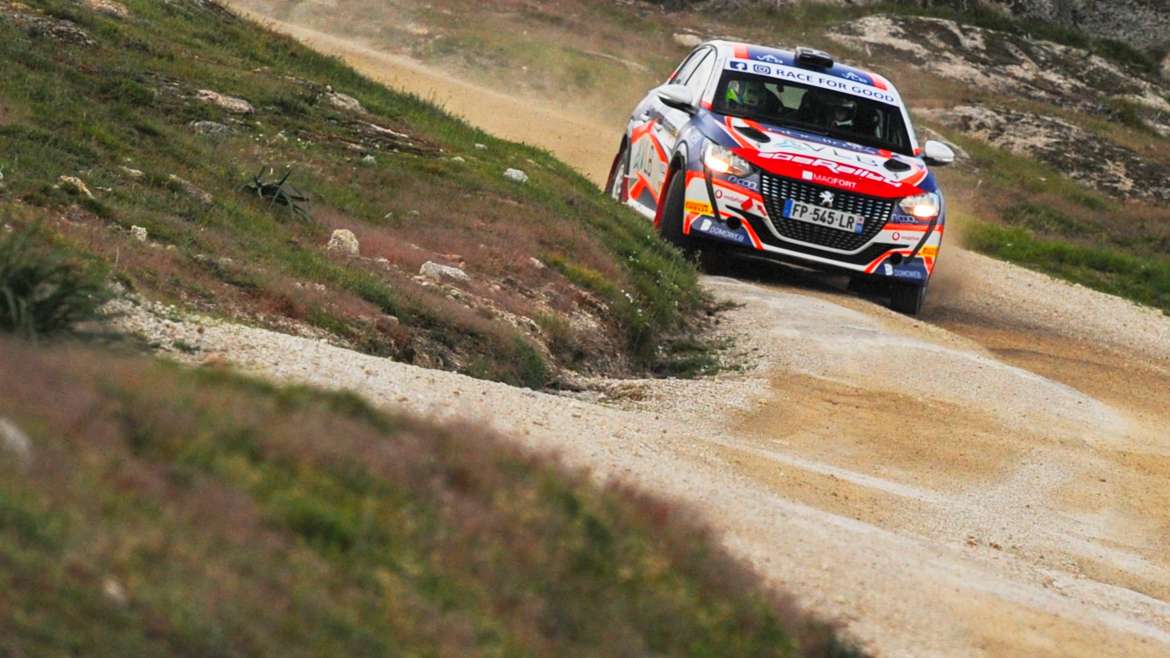 Pedro Almeida e Hugo Magalhães no Rallye de Ourense, regresso à Peugeot Cup Ibérica